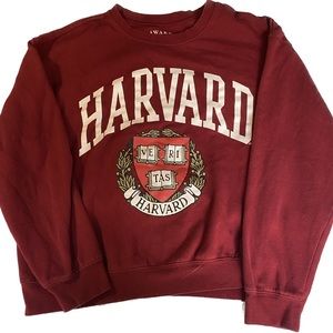 Harvard sweat shirt